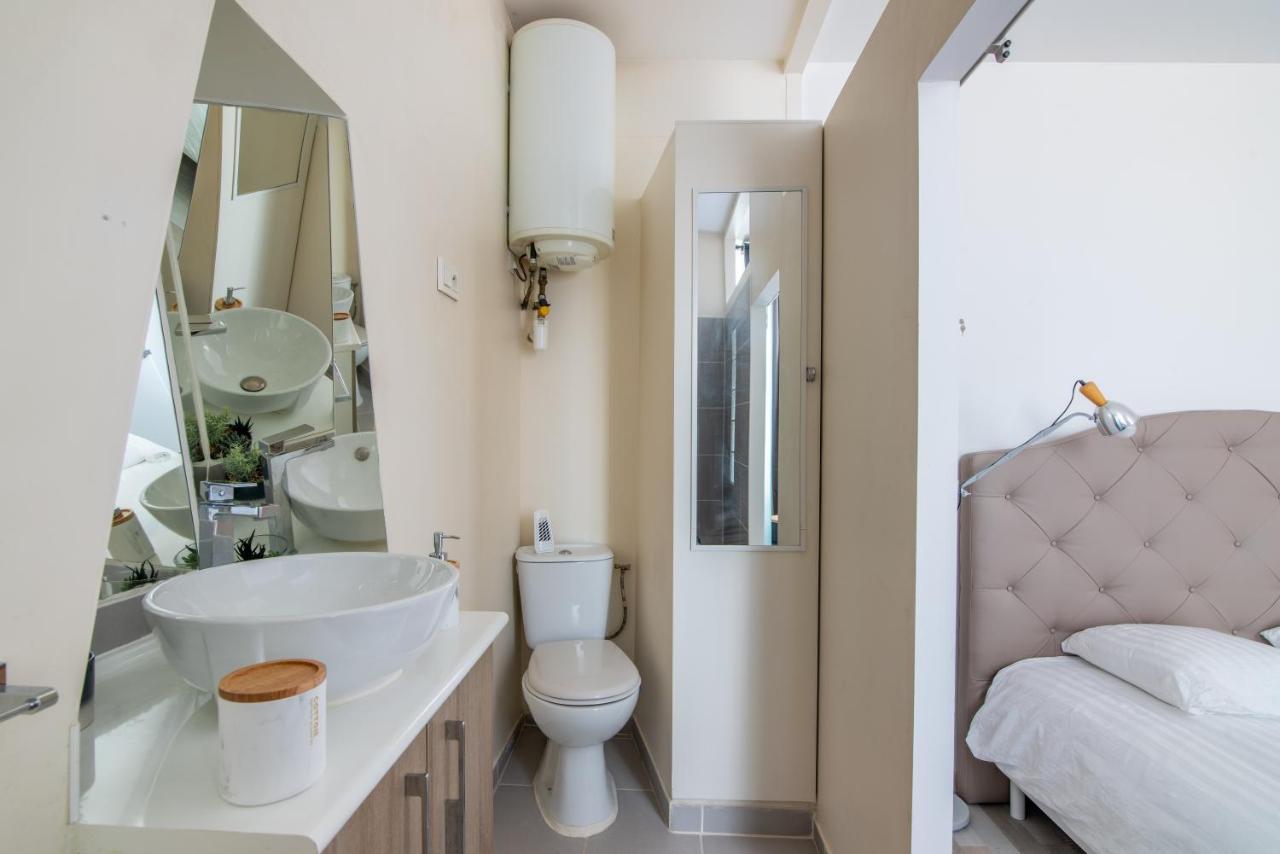 Le Viotte King Size Apartment เบอซองซง ภายนอก รูปภาพ